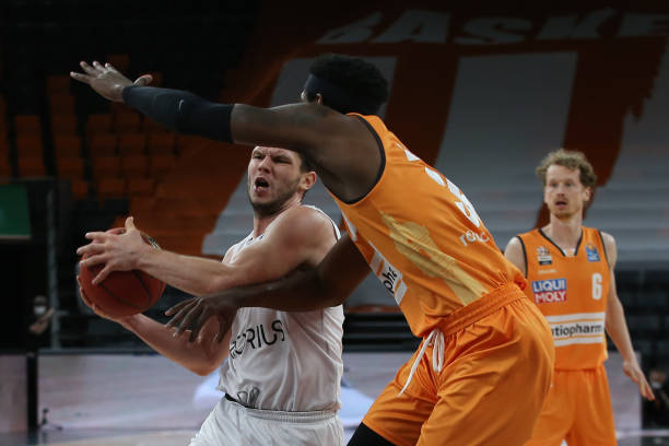 框架下运作 框架下运作