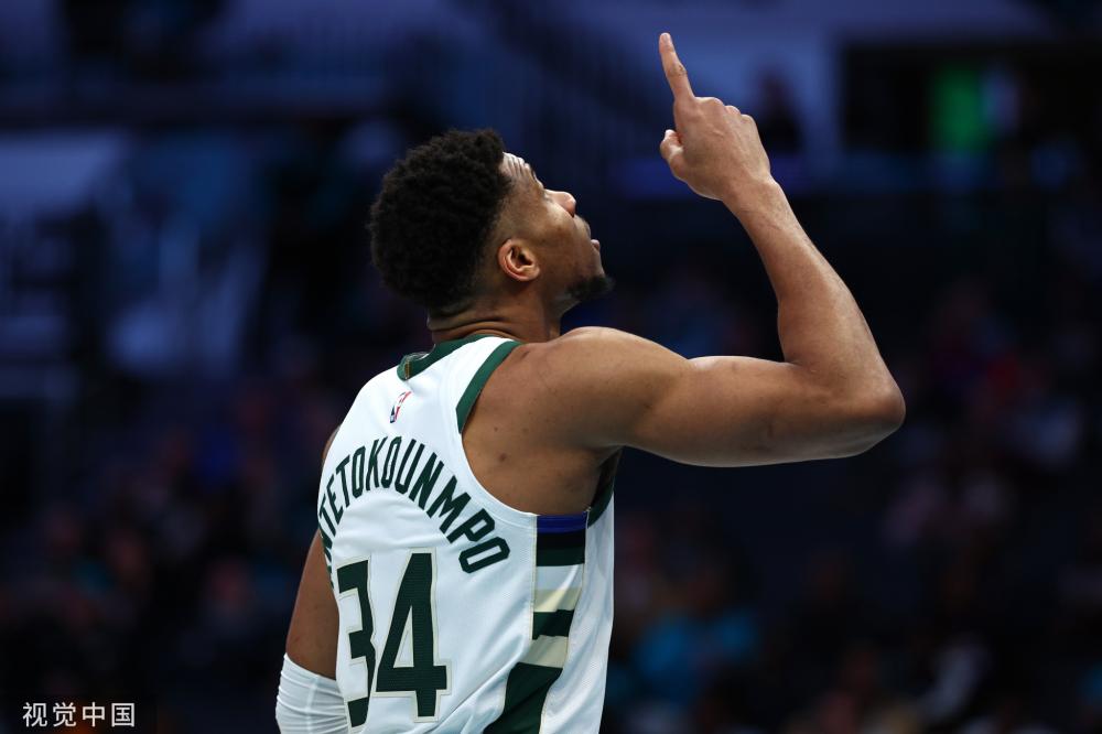 周边产品收 周边产品收