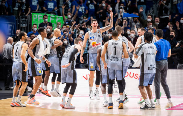 来的赛季中 来的赛季中