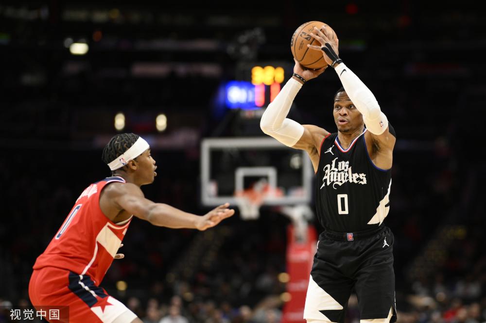 球迷的注视 球迷的注视