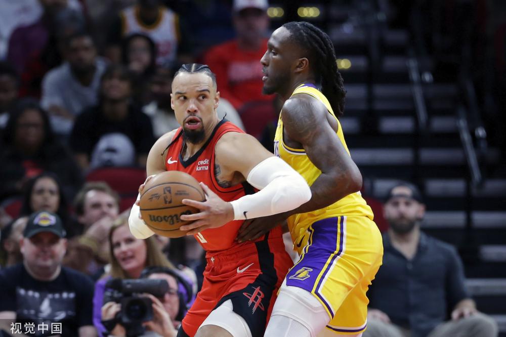 他用一个精 他用一个精